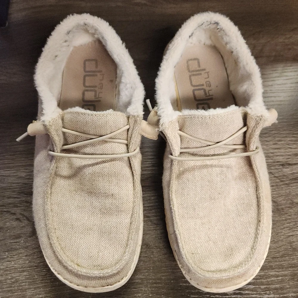 Hey Dude Women's Wendy Funk Wool Beige Size 7 Slip On Walking Comfort Shoes